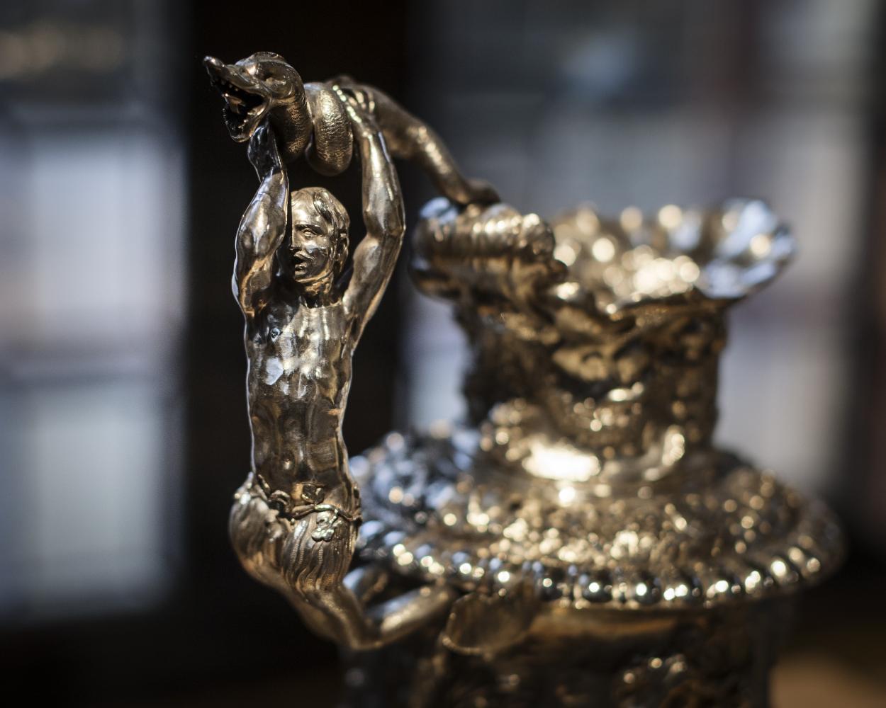 Toegeschreven aan Theodoor Rogiers en latere toevoeging door Josephus Hennekin, Zilveren sierstel (detail), 1635-1636, Rubenshuis, © Ans Brys