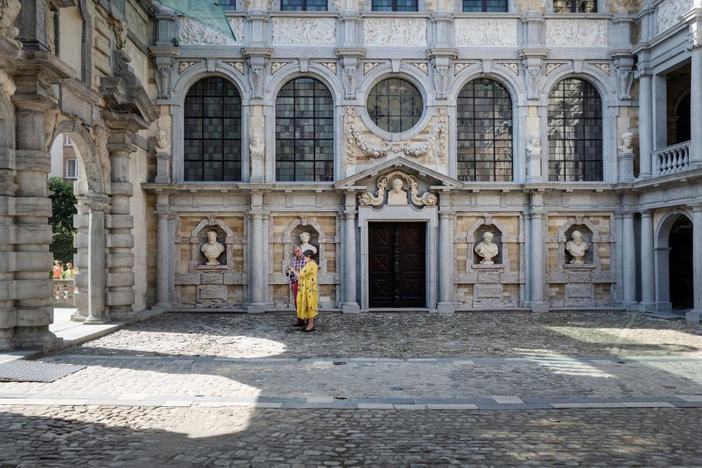 Tour 4: Brick by brick